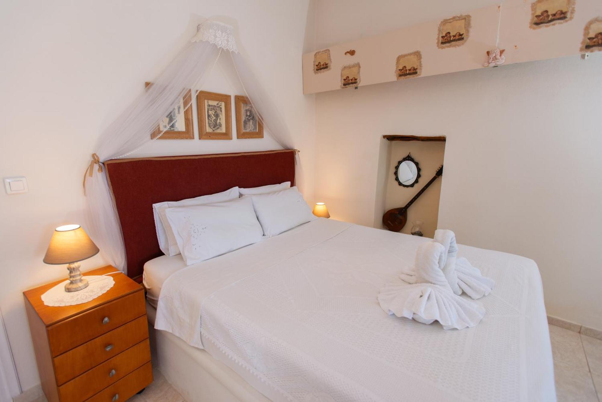 Lístaros Eirini'S Traditional House מראה חיצוני תמונה