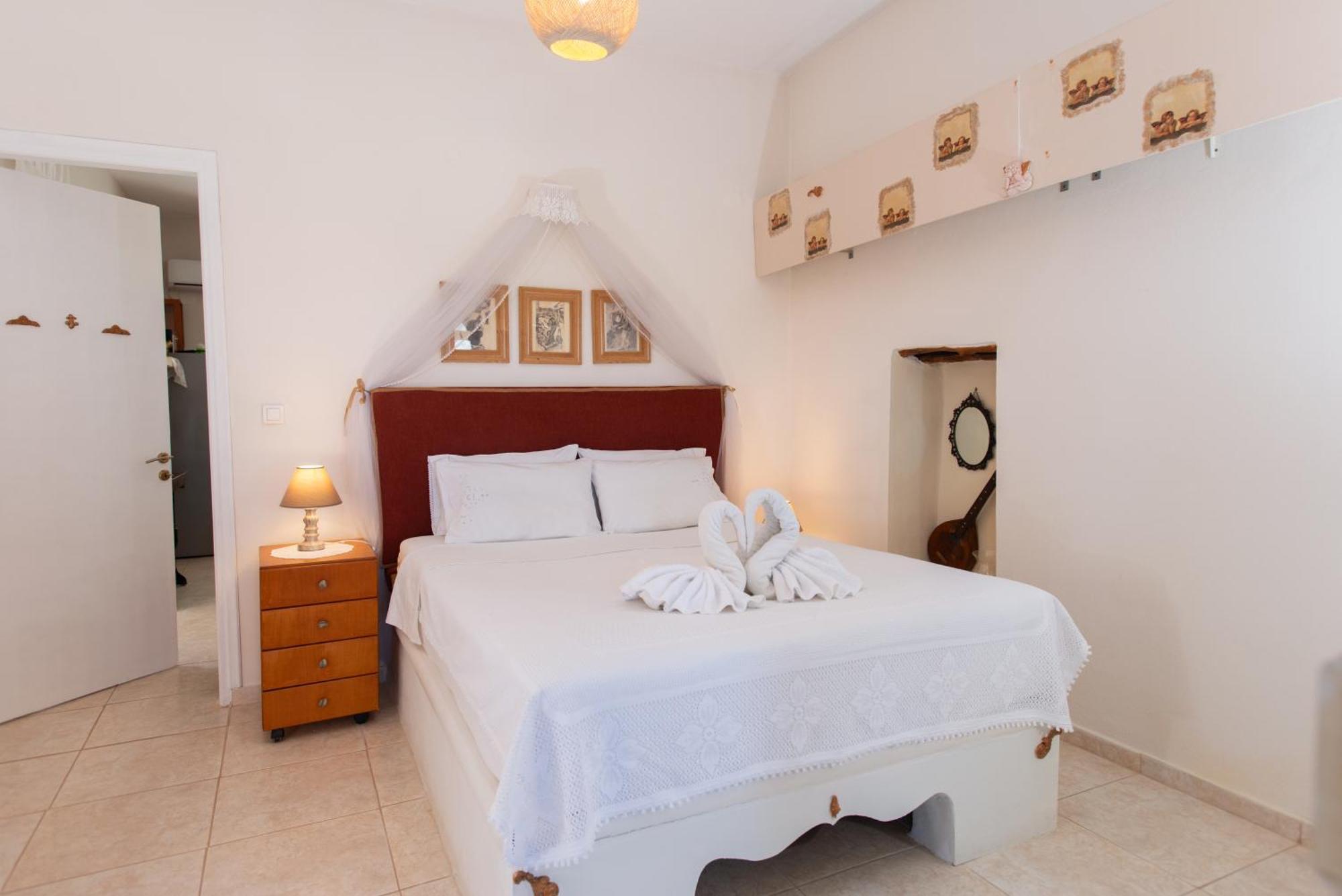 Lístaros Eirini'S Traditional House מראה חיצוני תמונה